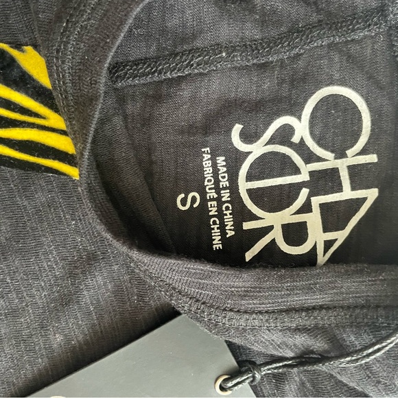 Chaser Black Graphic Tee with Zebra Lightning Bolt Size S - Picture 4 of 4